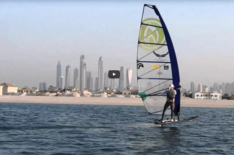 Vidéo : Du foil à Dubai !