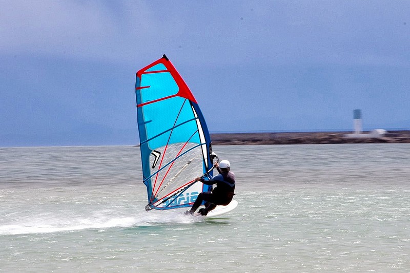 Le windsurf audois en danger